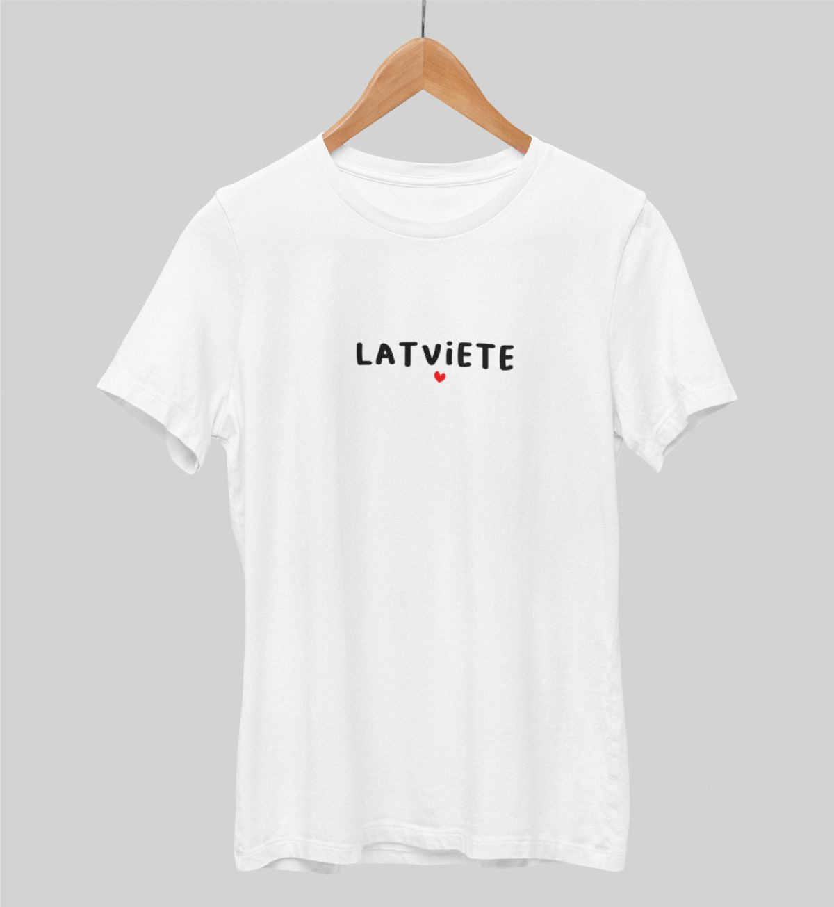 Balti UNISEX krekli "Latviete"