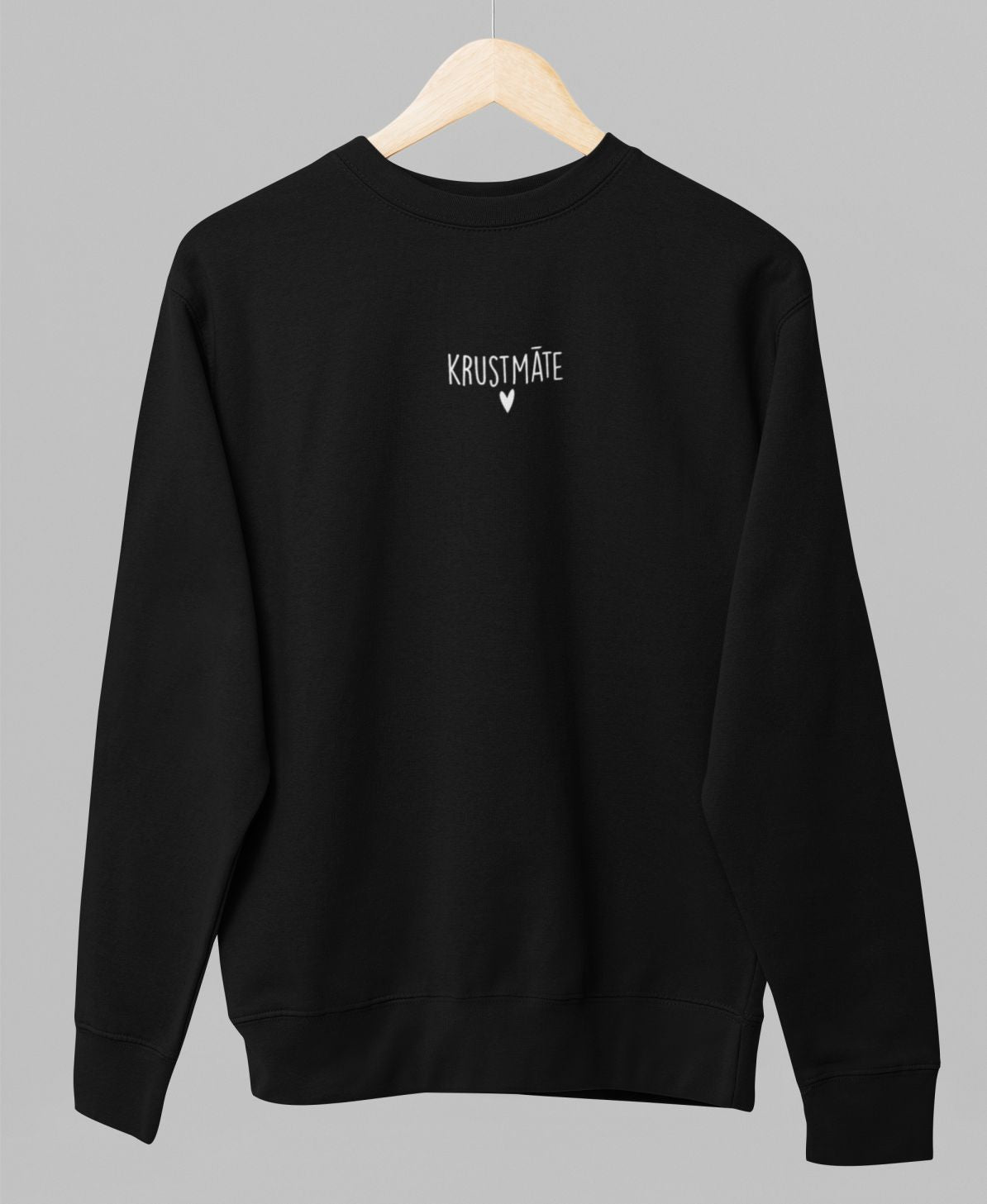 Melns UNISEX džemperis bez kapuces "Krustmāte"