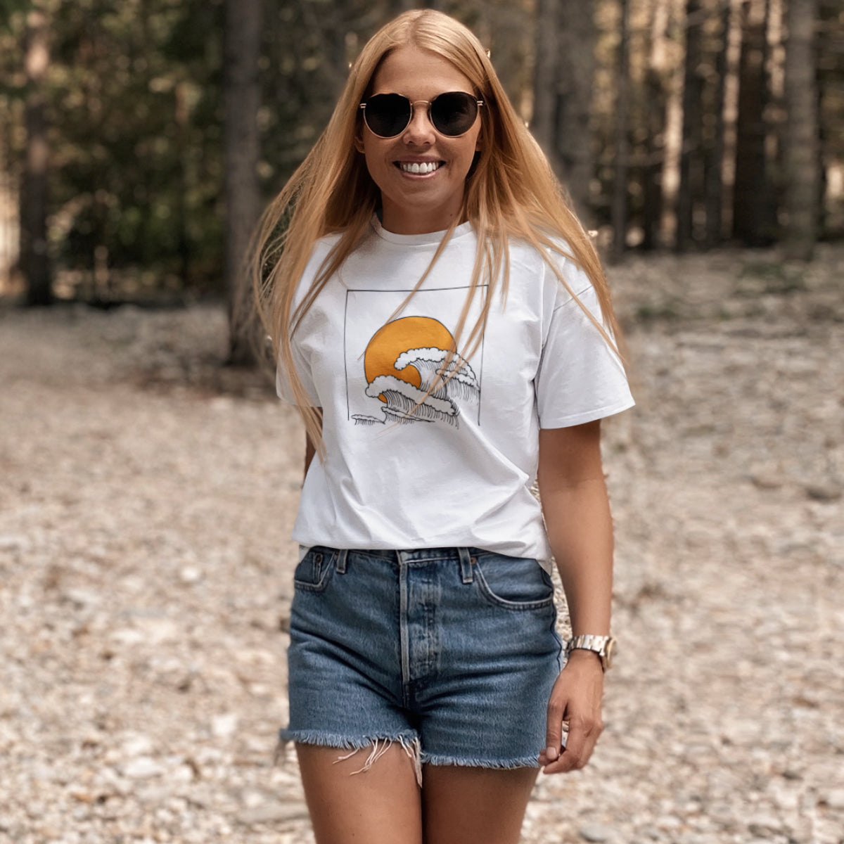 Balts UNISEX T-krekls Viļņi