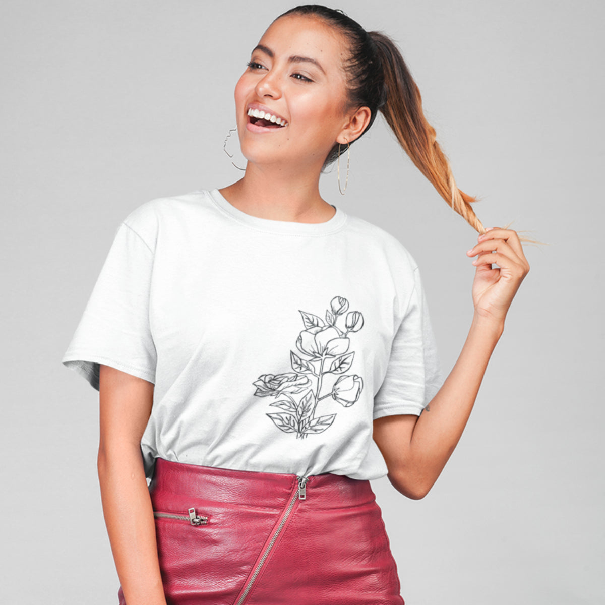 Balts UNISEX T-krekls Rožu zars