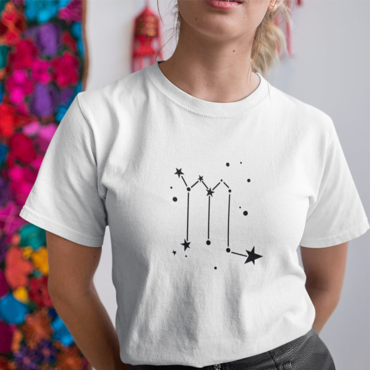 Balts UNISEX T-krekls Zodiaks Skorpions
