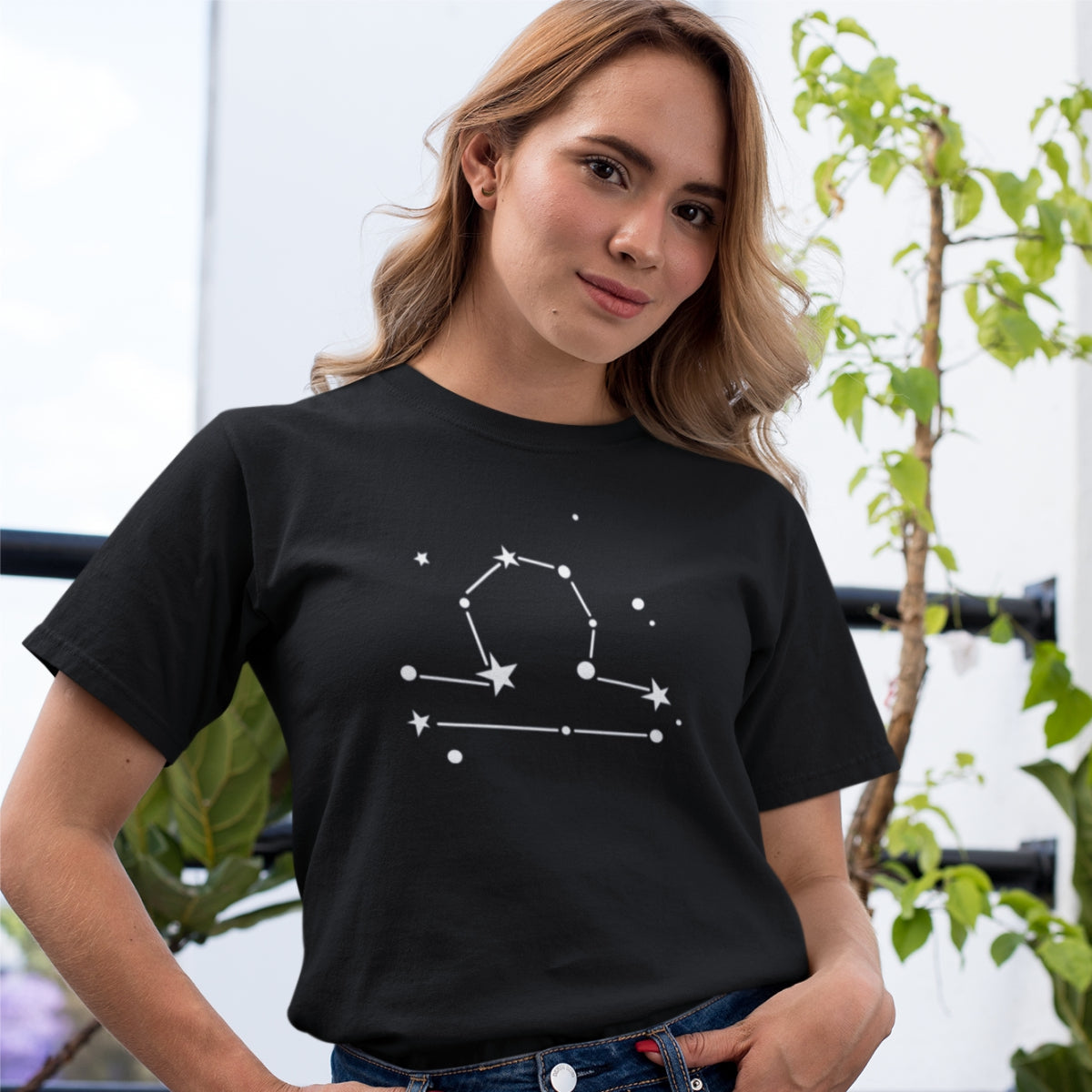 Melns UNISEX T-krekls Zodiaks Svari