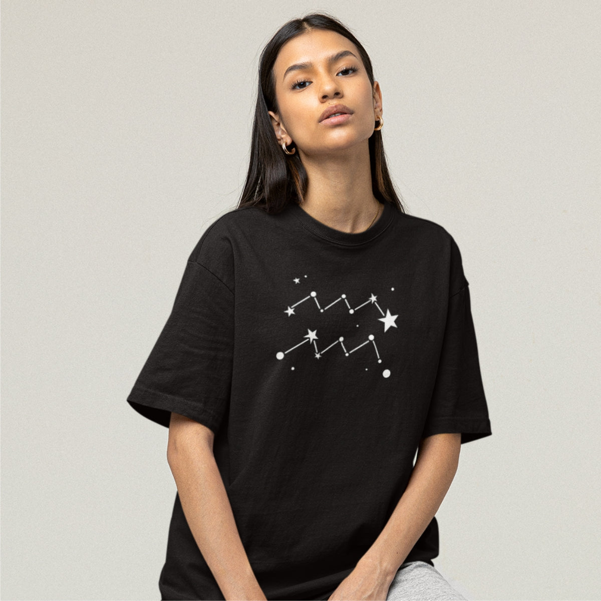 Melns UNISEX T-krekls Zodiaks Ūdensvīrs